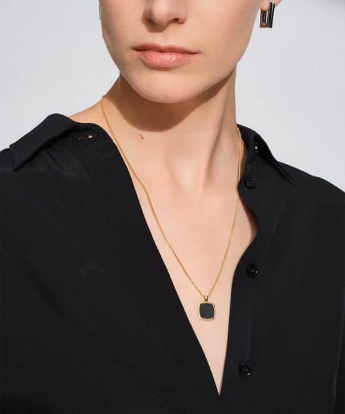 Tom Wood Cushion Pendant Onyx Gold - Bilde 2