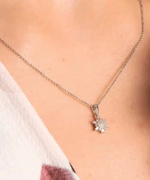 Anheng i gull med diamanter 0,08 ct wp - Bilde 4