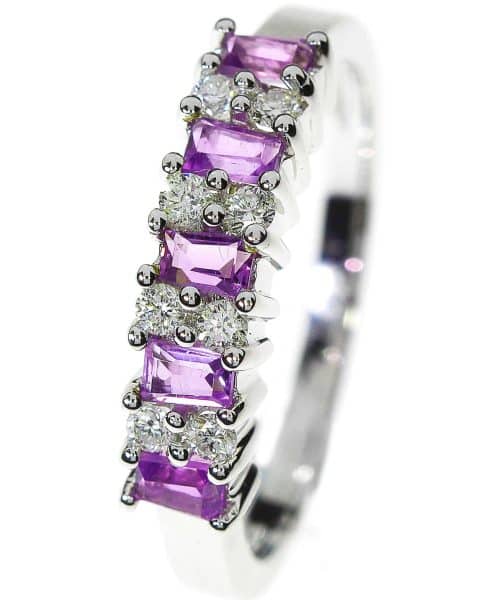 Diamantring med ametyst i hvitt gull, 0.21CT TWSI