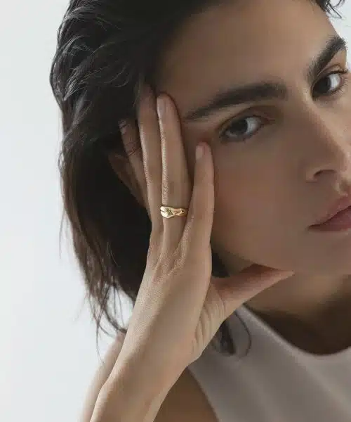 Mockberg Wavy Bolded Gold Ring - Bilde 5
