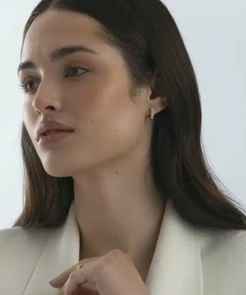 Mockberg Pavé Everyday Small Gold Hoops - Bilde 5
