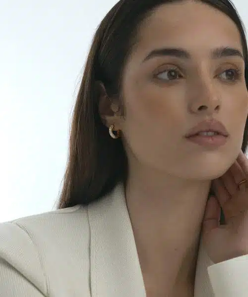 Mockberg Pavé Everyday Medium Gold Hoops - Bilde 5