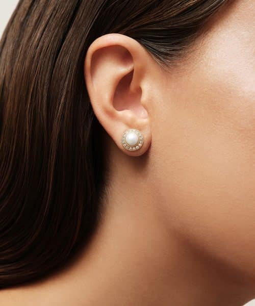 Julie Sandlau Elaine Earstuds I/SI brilliant cut diamonds with White Freshwater Pearl - Bilde 2